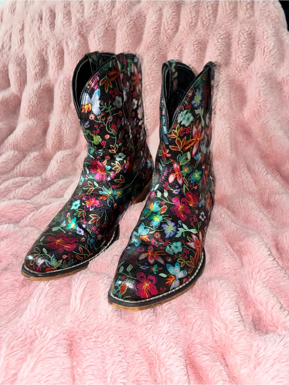 Roper Black Floral Embroidered Ankle Cowboy Boots